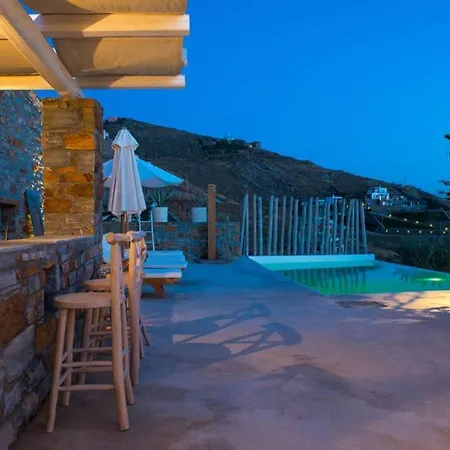 Beautifis In Kea, 4bdr/7prs, Pool, Seaview * Melissaki