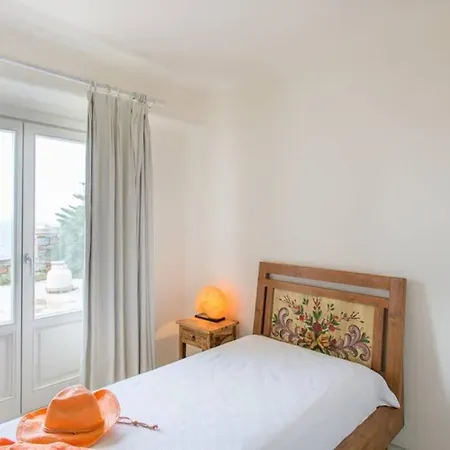 Villa Beautifis In Kea, 4bdr/7prs, Pool, Seaview *